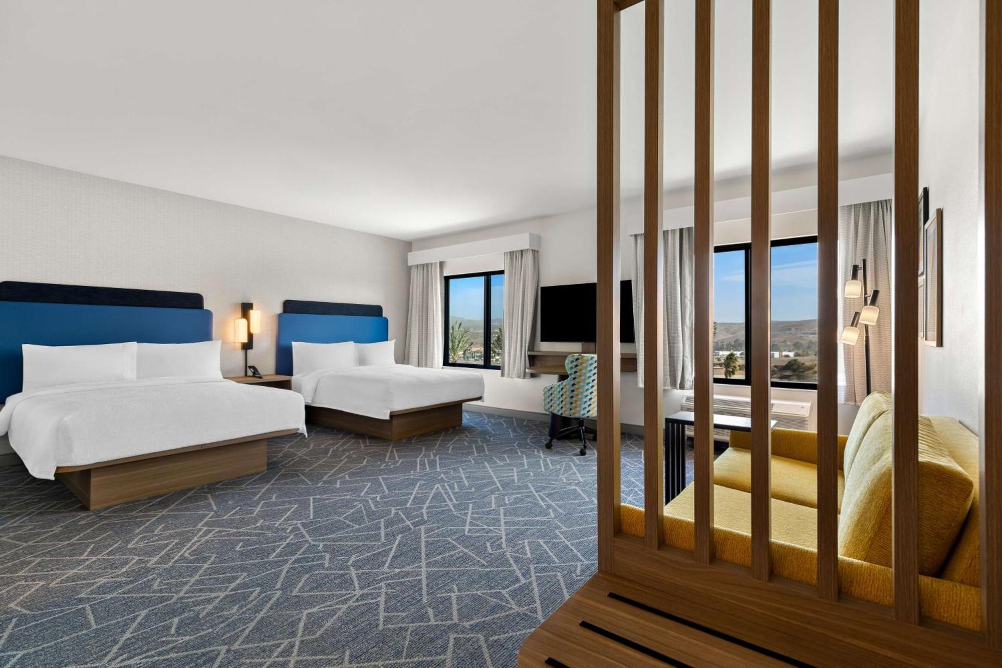 Hampton Inn & Suites Corona, Ca 外观 照片