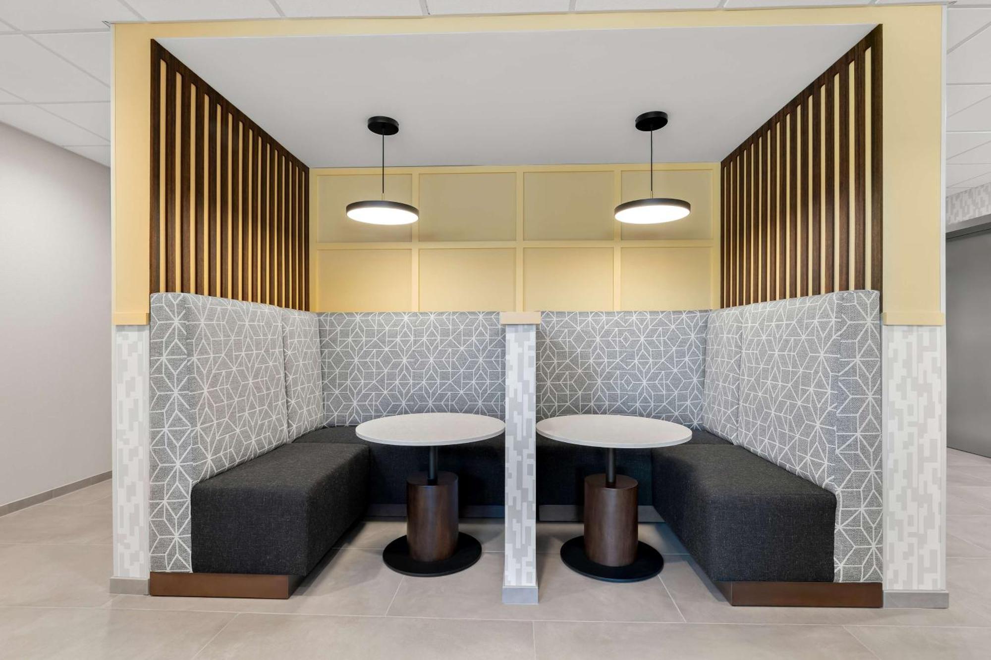 Hampton Inn & Suites Corona, Ca 外观 照片